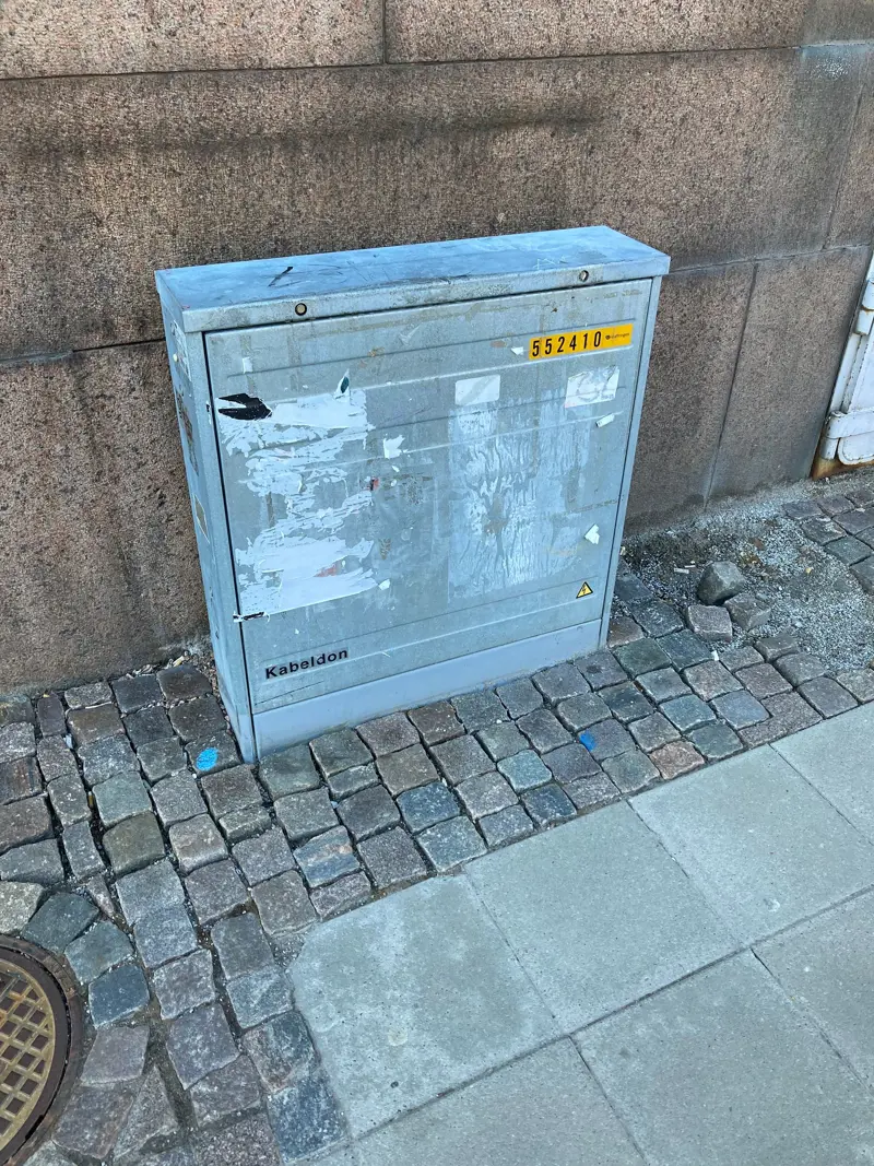 Under våren har Kraftringen startat ett projekt där elskåp ska folieras med konst. Projektet drivs i samarbete med ägarkommunerna Lund, Eslöv och Lomma, samt med Lunds Konst & Designskola.